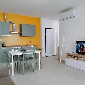 Appartamento Facentro - Pratico Flat In Centro Storico, Faenza